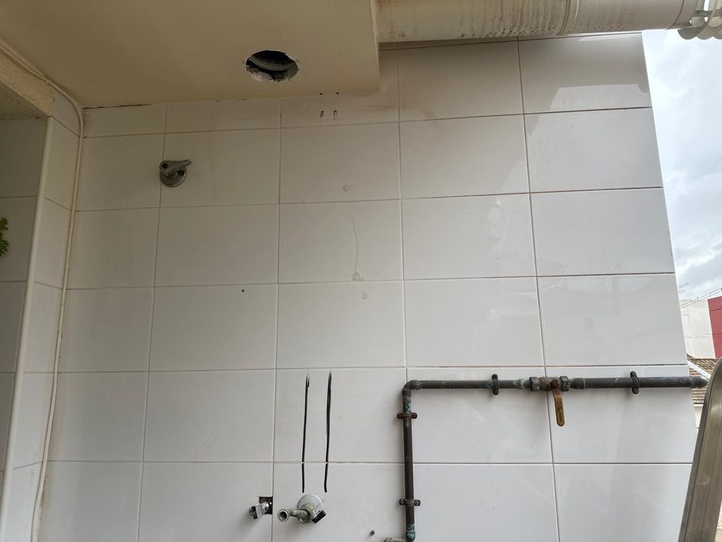 Reparación de cañerías en baño